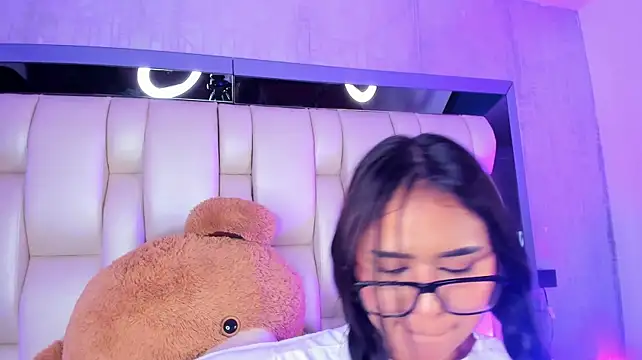 Chat +18 de Shanezka ao vivo