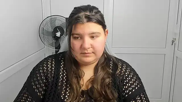 XXX chat uživo modela PhoenixFly