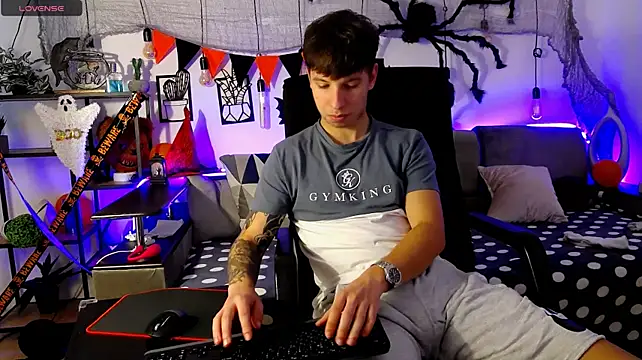 XXX chat uživo modela ThomasEdisonn