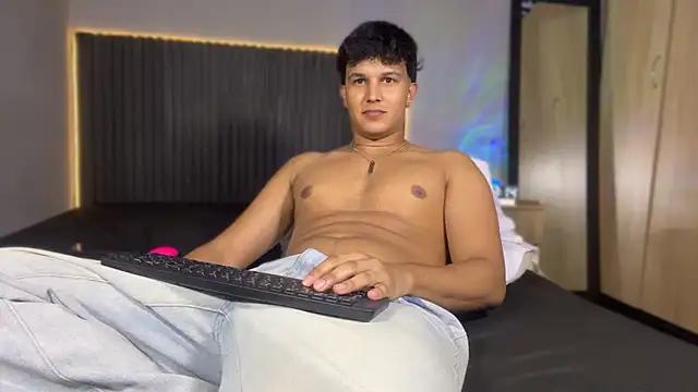 Leo_Savage_ – Live XXX-chat