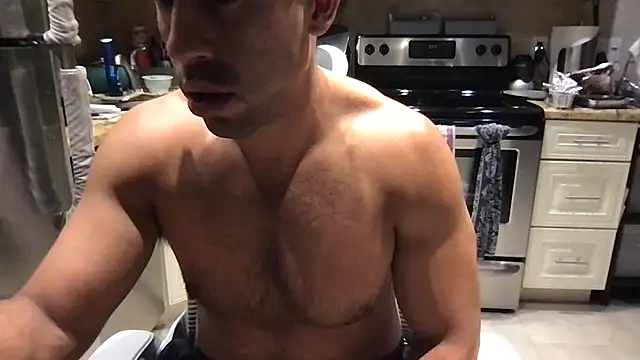 XXX chat uživo modela BigGuyMuscle