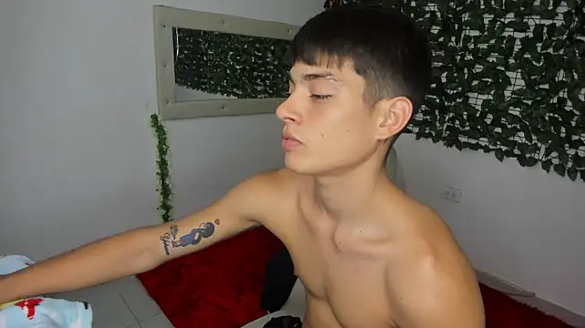The_beby_guyn Live XXX chat
