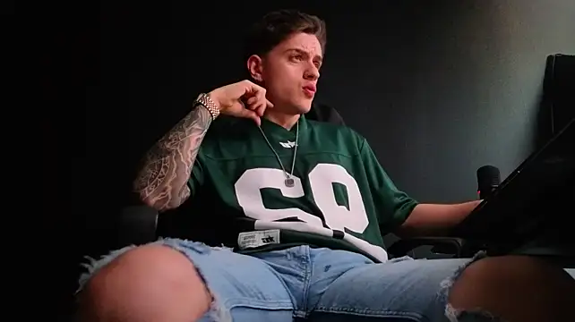 FelixStarkk Chat XXX live