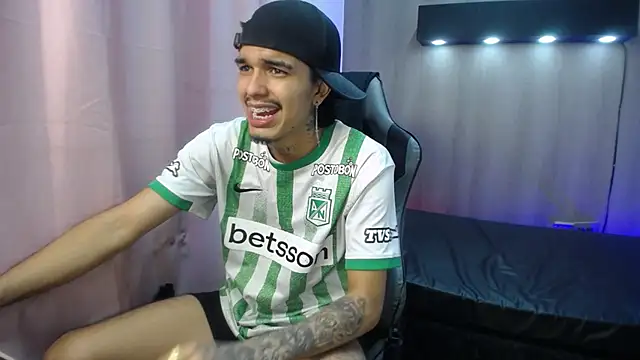 Tayson_Hotn Live XXX chat