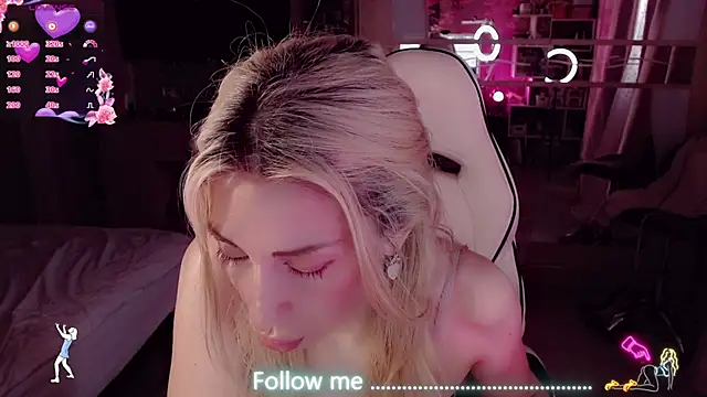AnnieGOld_'s Live XXX Chat