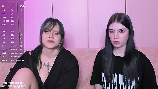 SleepingDuo's Live XXX Chat