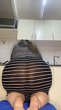 Chloee_Peach Chat XXX in diretta