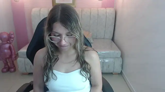 Chat +18 de Vanessa_tf1 ao vivo