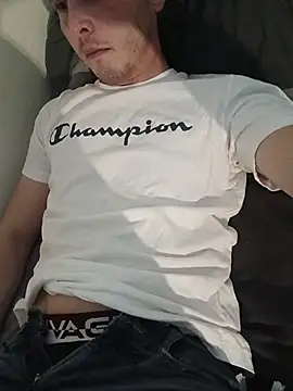 XXX chat uživo modela erikdanil