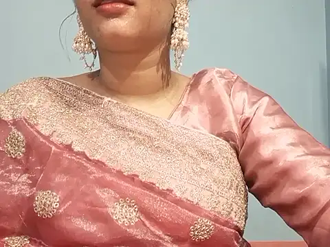 Adhiti_1 Live XXX-Chat