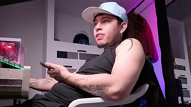 Chat +18 de Sky_Wild ao vivo