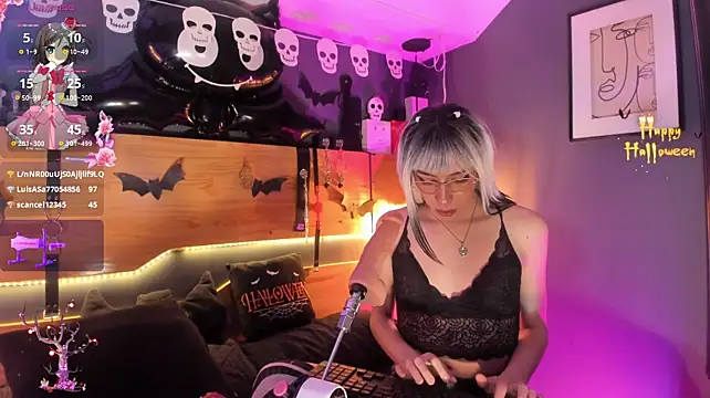 Chat XXX en directo de kattt_cut