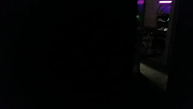 Czat XXX na żywo – Triggerhappycj100