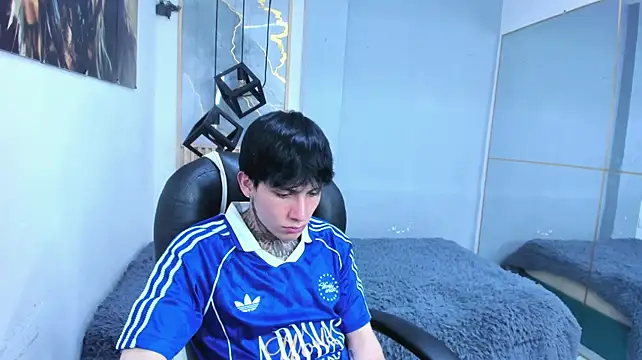 Cry_therealn Live XXX chat