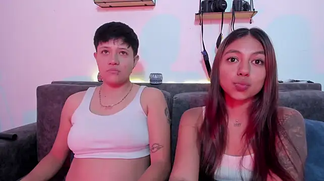 Czat XXX na żywo – violet_casper1