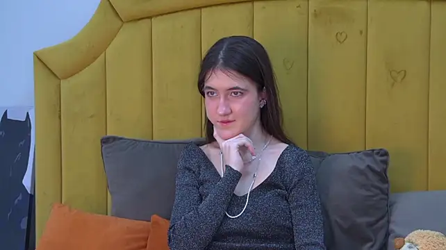 Chat +18 de AprilWulkings ao vivo