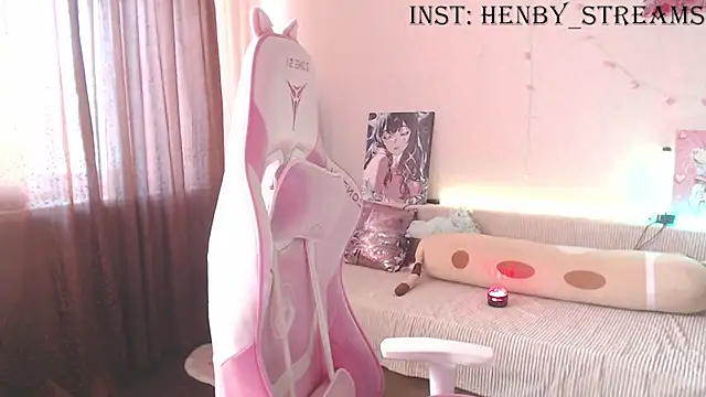 henby_streamss' Live XXX Chat
