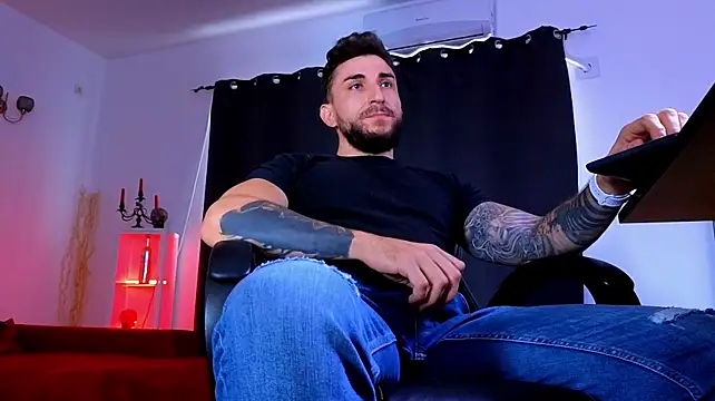 Živý XXX chat MightyAaron66