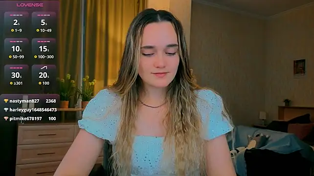 earthfantasyy's Live XXX Chat