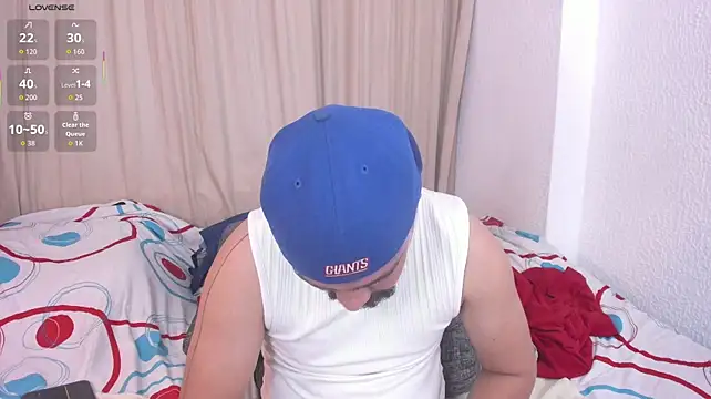 max_ed live XXX chat