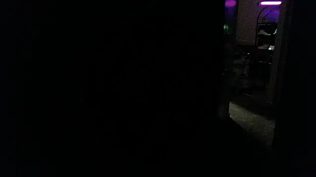 Triggerhappycj100: онлайн-секс-чат