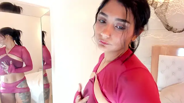 Show de NINAMARTINS na webcam