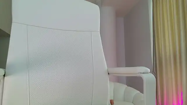 Lexii_otto élő XXX-chatje