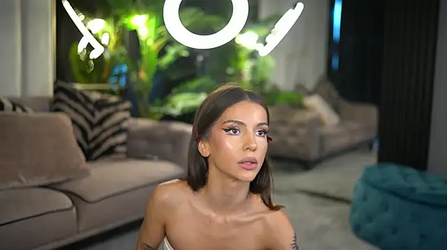 lexira1n Chat XXX live