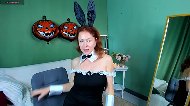 LeticiaRomano Adlı Modelin Canlı XXX Sohbeti