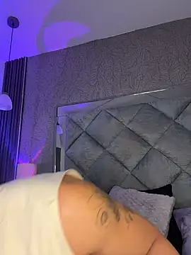 Hassbyd Live XXX Chat