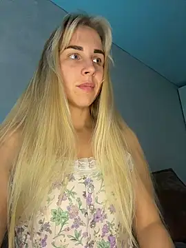 Chat +18 de AriMiu ao vivo