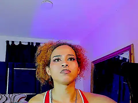 charlottee_-'s Live XXX Chat