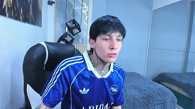 XXX chat uživo modela Cry_thereal