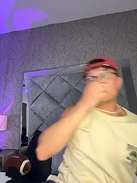 Hassbyd XXX чат на живо