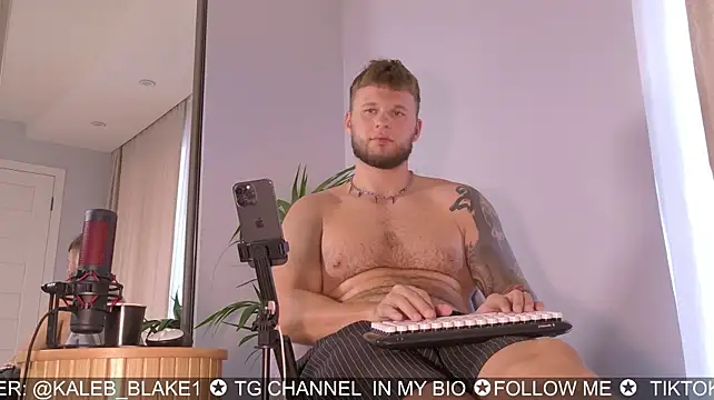 Alphakaleb live XXX chat