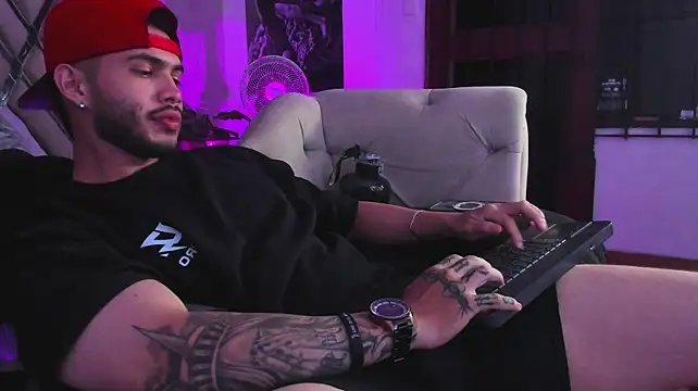 Chat +18 de Vincentblack ao vivo