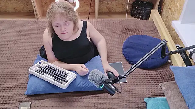 MiniNatalie Webcam show