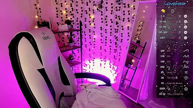 Chatroom XXX en direct de CharliGrace_