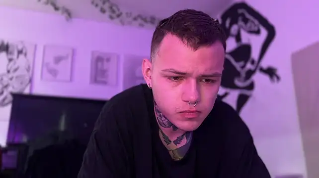 EliVoss' Live XXX Chat
