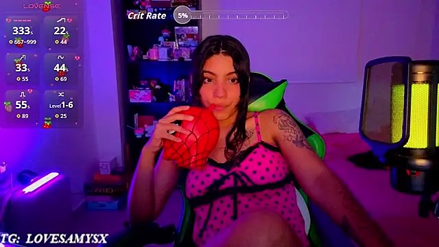 Lovelyamyy's Live XXX Chat