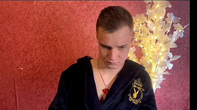 Živý XXX chat BigBabyMax
