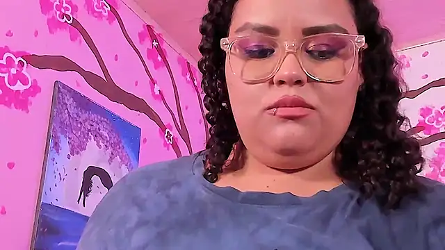دردشة MelannieSimons الجنسية المباشرة