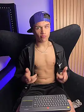 Chatroom XXX en direct de Dominik_Souza