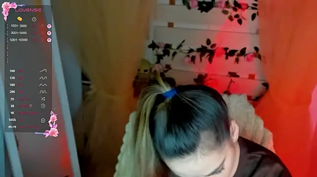 Bella_XO – Naživo XXX chat