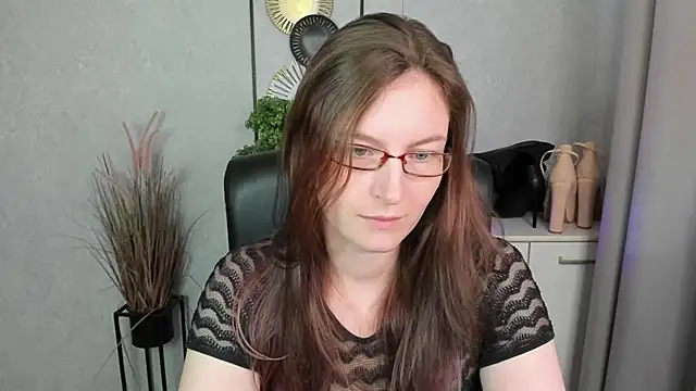 Chatroom XXX en direct de emmaxDelight