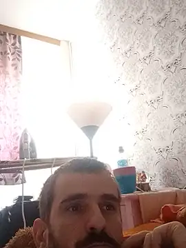 bubu38Goody XXX чат на живо
