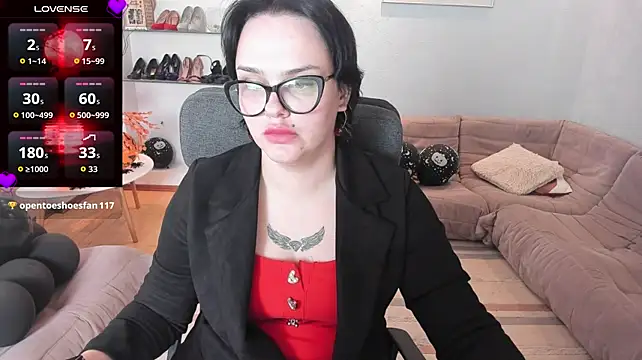צ'אט XXX בשידור חי של KamillaJei