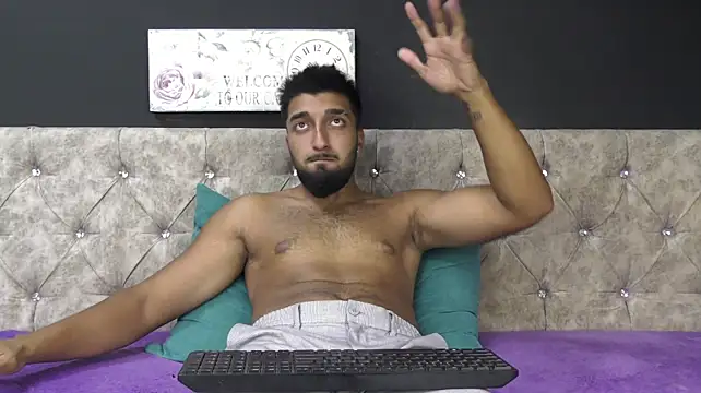 FinnJude's Live XXX Chat