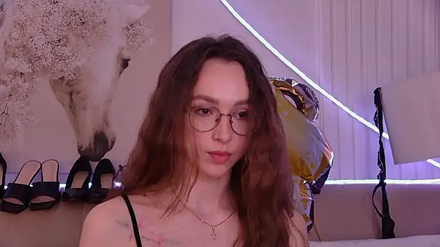 Živý XXX chat Emily_Simon