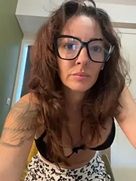 Chat XXX en directo de claraxloveuse